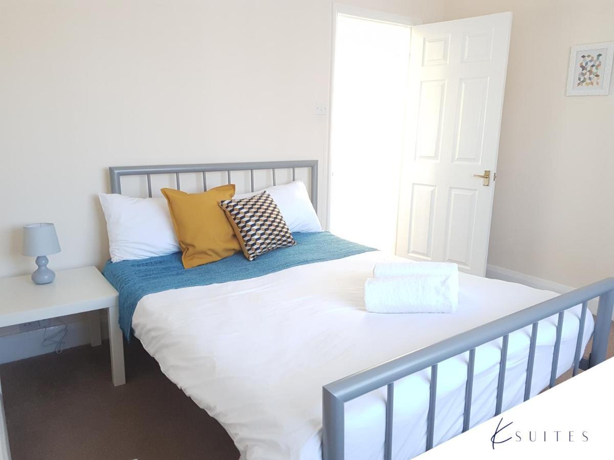 K Suites - Alder Road - Free Parking Саутхамптън Екстериор снимка